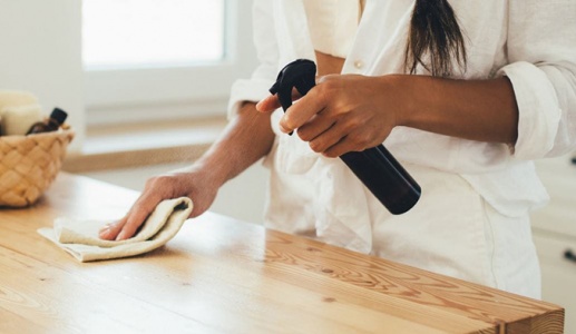 Khi nào không nên dùng giấm để vệ sinh nhà cửa?