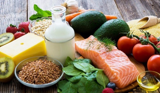 Người bị viêm phổi nên ăn uống gì?
