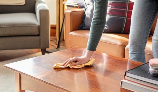 Lý do nhà nhanh bám bụi dù lau dọn thường xuyên