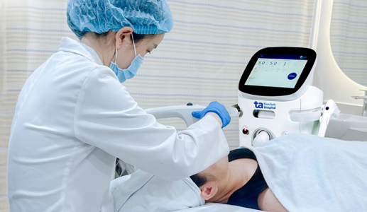 Công nghệ hỗ trợ giảm nọng cằm sau sinh