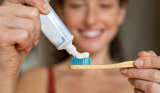 Cách chọn kem đánh răng cho nụ cười tự tin