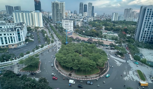 Vùng núi Bắc Bộ mưa lớn, Trung Bộ vẫn nắng nóng