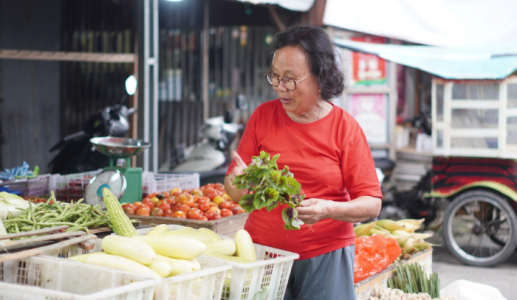 Bước sang tuổi 60, nên ăn gì để sống khỏe hơn?