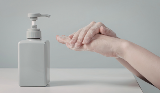 Thu hồi sữa rửa tay Dr. Clean và kem rau má Young do vi phạm công thức