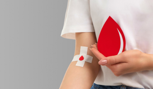 Hiến máu về bị bầm tím tay: Đừng quá lo lắng