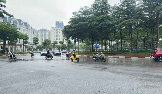 Bắc Bộ có mưa, Trung Bộ nắng nóng