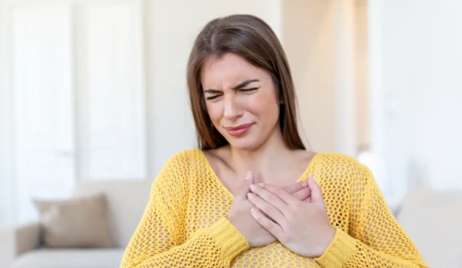 Hay hồi hộp, khó thở, đau tức ngực có phải rối loạn lo âu?