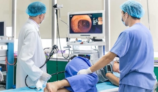 Nhiều thói quen hàng ngày làm tăng nguy cơ mắc ung thư đại trực tràng