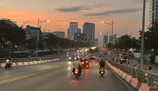 Bắc Bộ nắng ráo, Nam Bộ chiều tối mưa dông