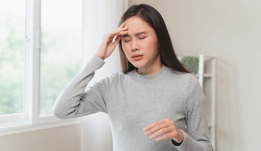 Tim đập nhanh, choáng váng khi đứng dậy đột ngột có phải rối loạn nhịp tim?