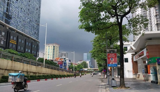 Nhiều nơi ở Trung Bộ và Nam Bộ mưa lớn trong đêm