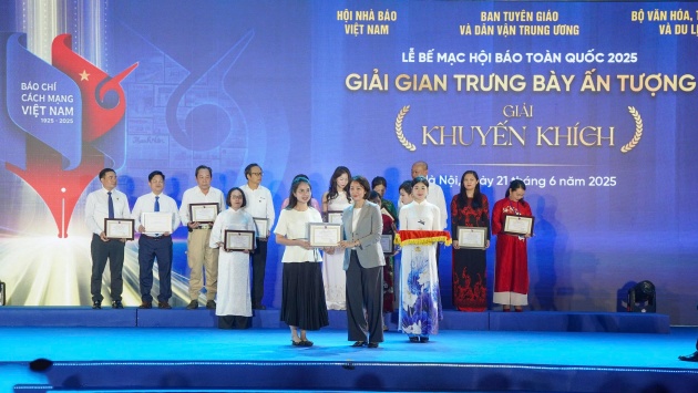 Tạp chí Sức khỏe+ đạt giải Khuyến khích Gian trưng bày ấn tượng 