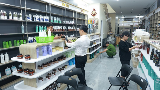 Quyết liệt ngăn chặn, xử lý thuốc giả, thực phẩm chức năng và mỹ phẩm giả