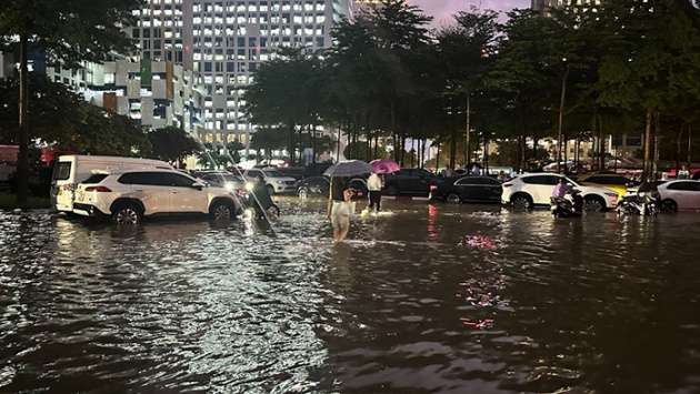 Cảnh báo ngập lụt nhiều nơi do mưa lớn