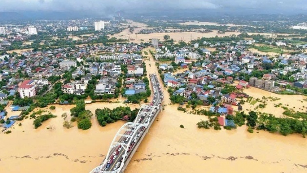 Còn người là còn của