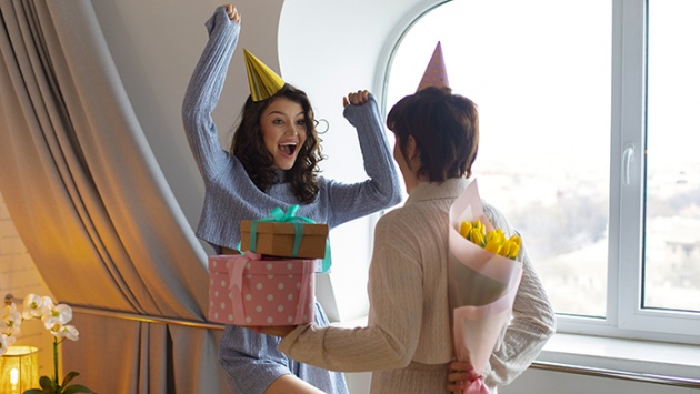 Tử vi thứ Tư (5/11/2025): Bảo Bình sẽ có được nhiều điều bất ngờ