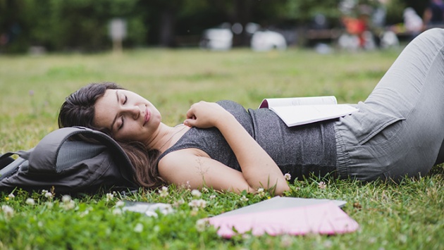 Tử vi Chủ nhật (16/11/2025): Ma Kết muốn có thời gian nghỉ ngơi