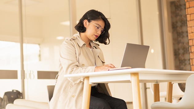 Tử vi thứ Tư (10/12/2025): Ma Kết nên cởi mở hơn trong công việc