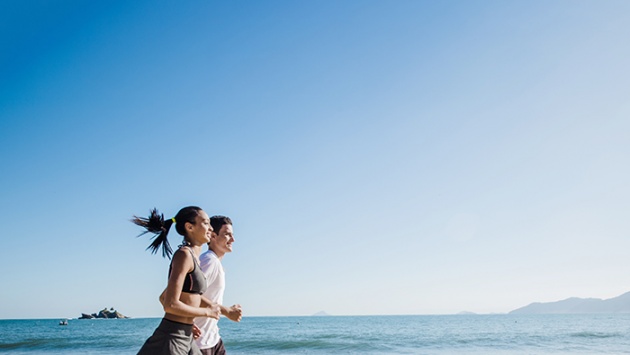 Tử vi Chủ nhật (28/12/2025): Cự Giải nên chú ý hơn tới sức khỏe của bản thân