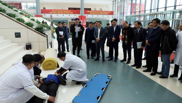 Diễn tập cấp cứu, bảo đảm sẵn sàng công tác y tế phục vụ Đại hội XIV của Đảng