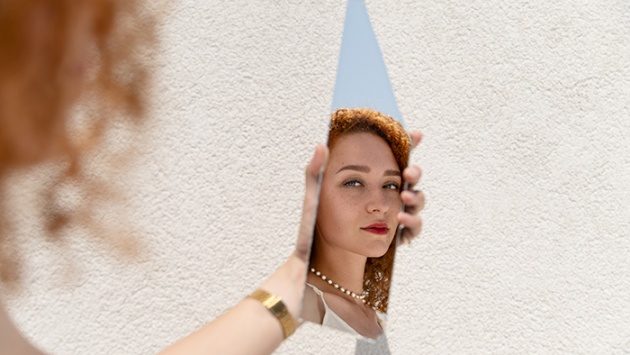 Tử vi thứ Tư (21/1/2026): Song Ngư nên thẳng thắn đối diện với chính mình