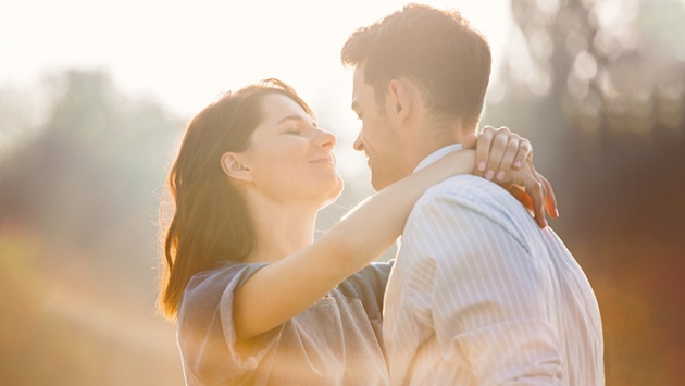 Tử vi thứ Hai (16/3/2026): Bọ Cạp muốn có bước tiến mới trong chuyện tình cảm