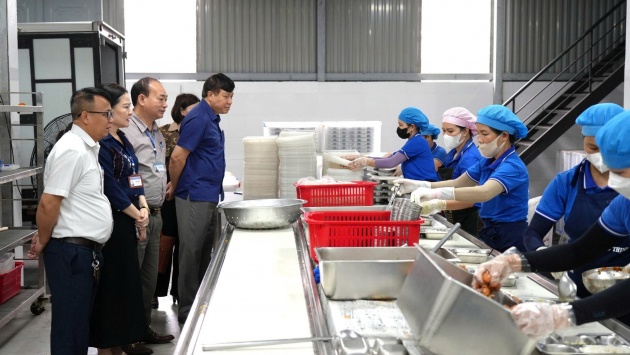 Tháng an toàn thực phẩm 2026: Siết chặt quản lý bếp ăn tập thể, thức ăn đường phố