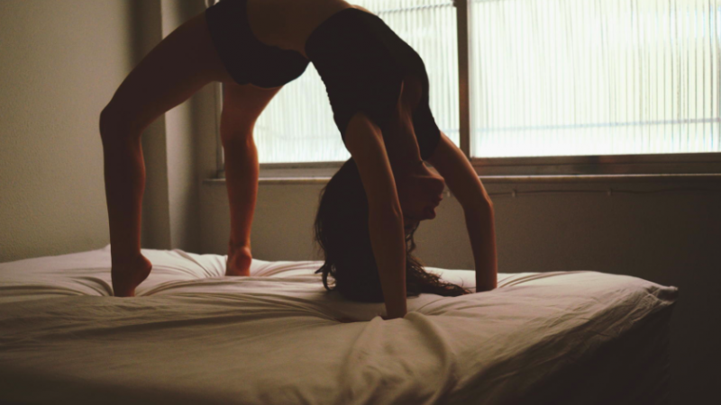 Các bài tập yoga giúp ngủ sâu, yên giấc